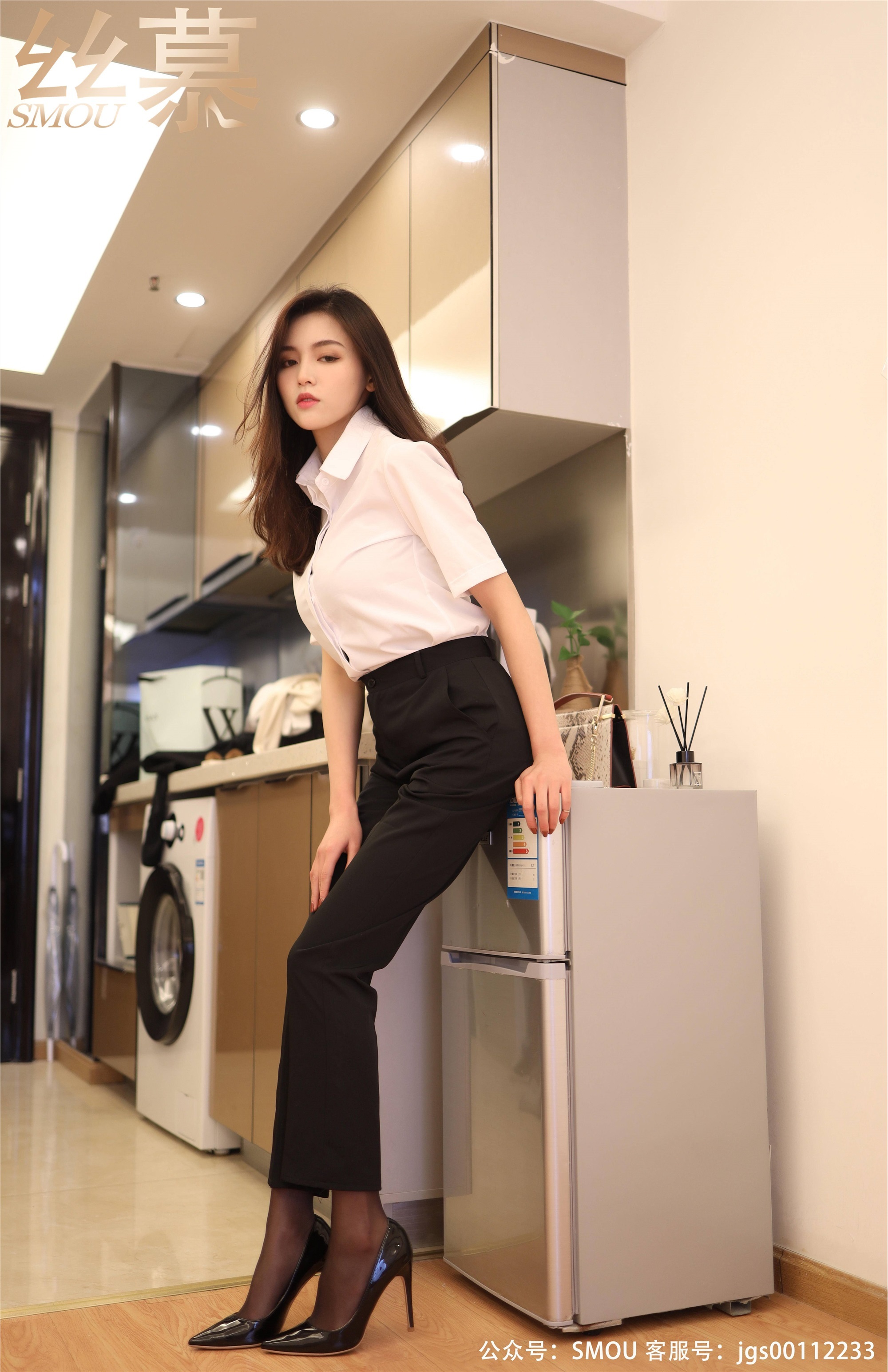 丝慕写真 SM451 天天一元 模特：泡芙《裤里丝小tip》